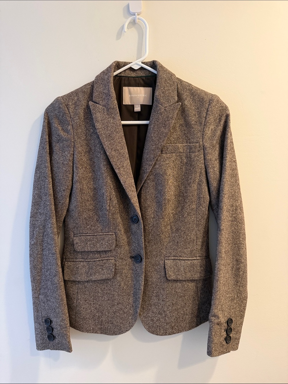 Banana Republic Gray Tweed Two-Button Women's Blazer